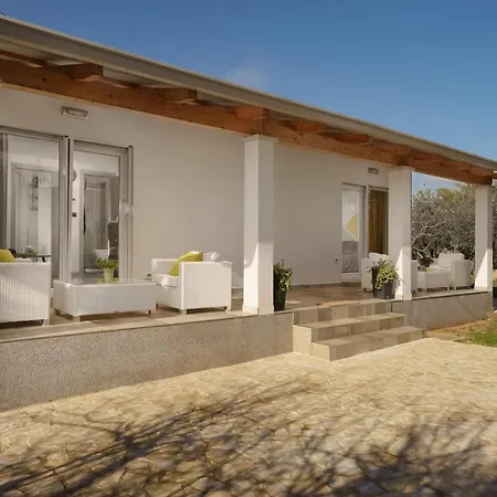 Apartments Elena Tia Medulin Exterior photo