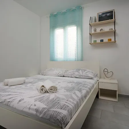 Apartments Elena Tia Medulin Exterior photo