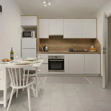 Apartments Elena Tia Medulin Exterior photo